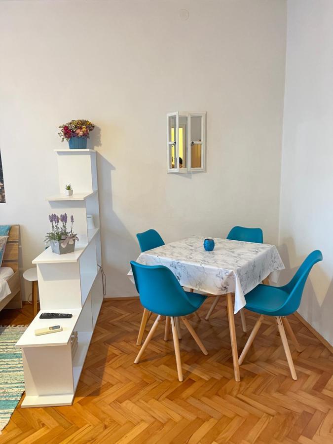 Colorita Studio Pula Exteriör bild